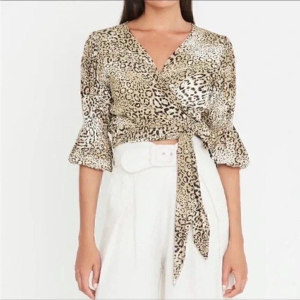 Faithfull the Brand NWT Bisset Wrap Top in Animal Print - size 6